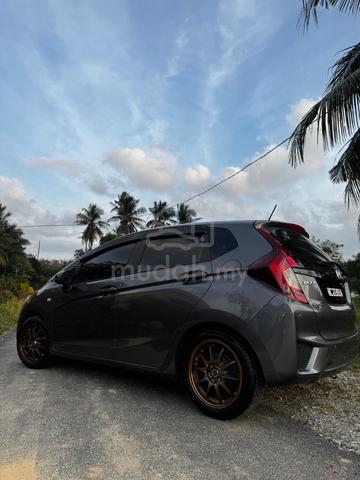 2015 Honda JAZZ 1.5 S (A) - 4