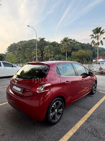 PEUGEOT 208 1.6 VTi ALLURE (5 DOOR ) (A) 2014 - 4