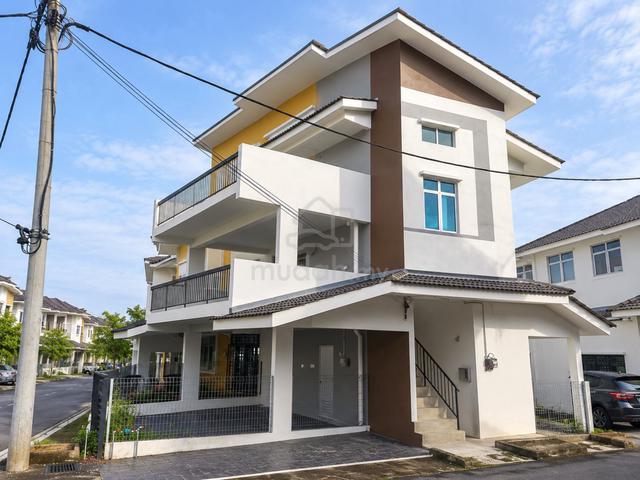 [FREEHOLD - GATED/GUARDED] Townhouse, Tmn Nuri Sentosa, Durian Tunggal 1