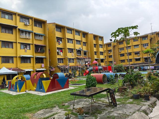 Flat PKNS AU3 (Blok 7 - 15) 1