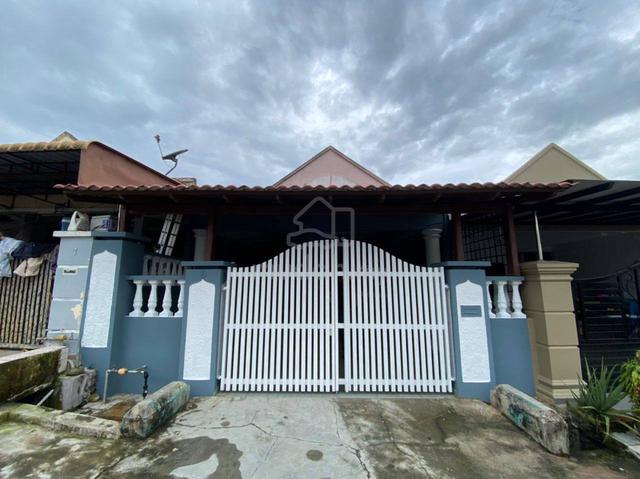 Fully Renovated 1 Storey Terrace House Taman Universiti 1