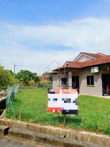 4km ke Bandar Rompin ๐ Rumah Teres Cornerlot di Taman Rompin Makmur 1