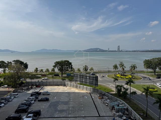 Bay Suites 1