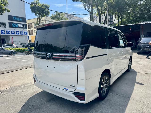 2022 Toyota VOXY 2.0 S-Z Hybrid 8Year Warranty - 2