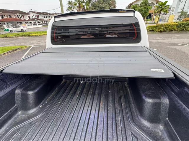 2020 Toyota HILUX 2.8 BLACK EDITION (A) - 4
