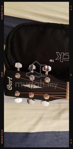 Cort acoustic guitar - photo 4 of 6