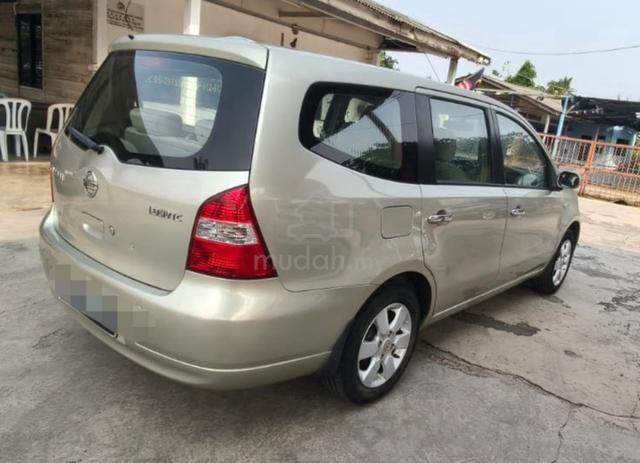 2010 Nissan GRAND LIVINA 1.8 Auto - 5