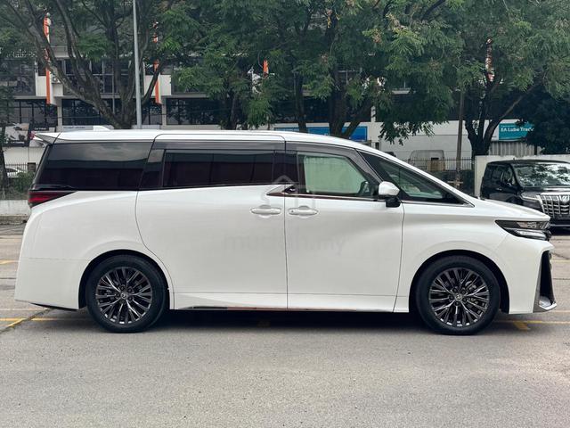 BLACK INTERIOR] 2024 Toyota VELLFIRE 2.4 Z PREMIER - 3