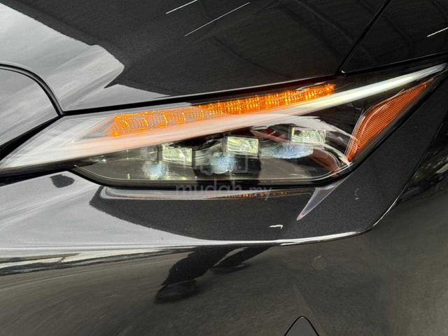 *16070KM Black Seat* ✨2023 Lexus IS300 VERSION L✨ - 4