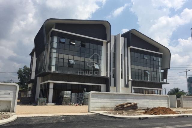 Corner Lot | Sinar Meranti Teknologi Park Puchong Factory Semi D 1