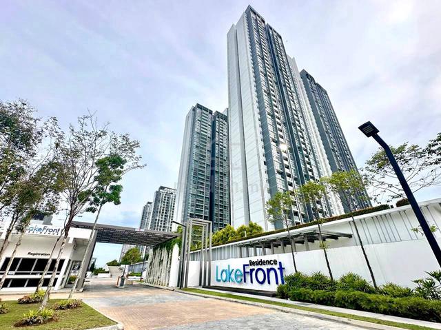 Lakefront Homes @ Cyberjaya 1