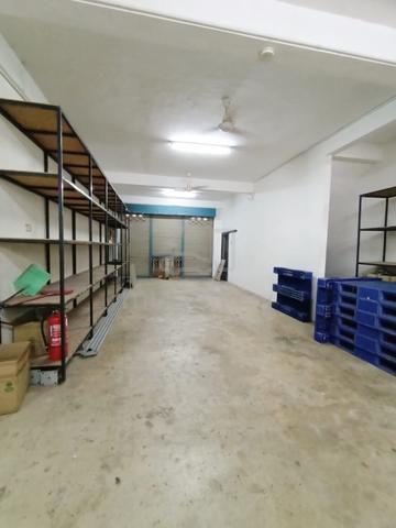 2unit ground floor Alma Pusat Perniagaan Rozhan ShopLot 1