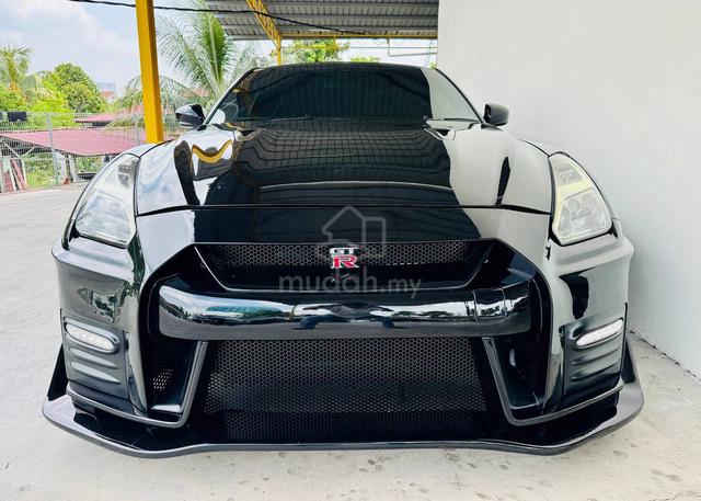 Nissan GT-R R35 3.8L V6 Twin Turbo Black Edition - 3
