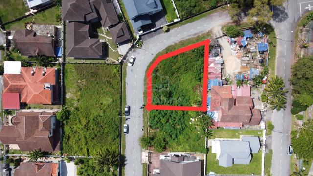 CORNER Lot Bungalow Laman Jasmin Kota Seriemas NILAI KLIA 1