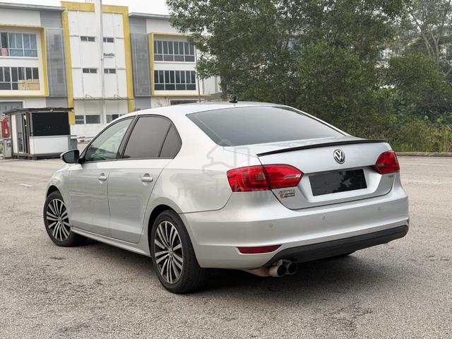 2012 Volkswagen JETTA 1.4 TSI (CBU) (A) - 2
