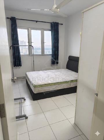 Kemasukan segera - middle room 1