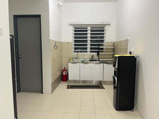 Bangi Lama near ukm n kptm bilik perempuan fully furnished 1