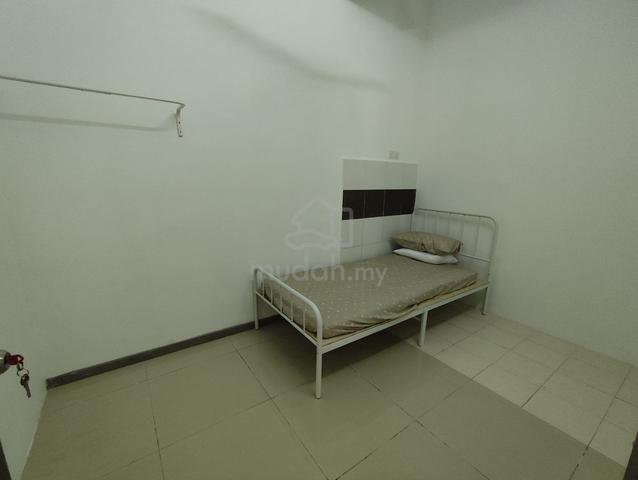 Murah🩵Bilik Sewa Lelaki @Taman Saujana Klia,SEPANG,near ERL,KLIA 1