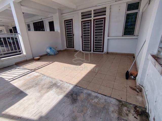 For Rent🔥🏡Property: Double Storey Terrace House @ Meridin East 1