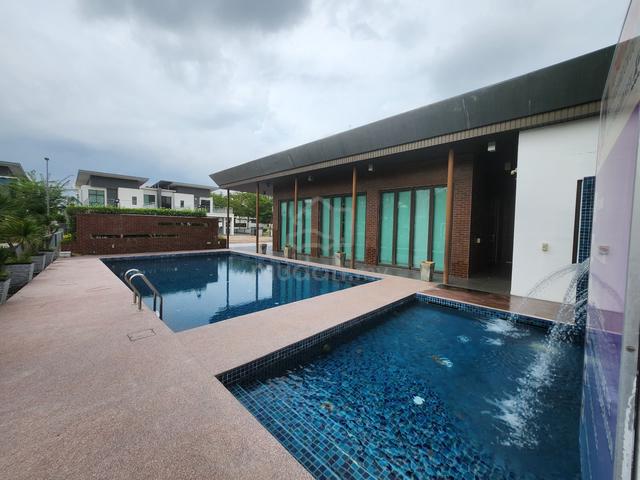 1-Storey Bungalow with Swimming Pool @ Opus Lake Vicinity, Cyberjaya 1