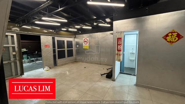Macallum Ground floor shop Georgetown Rent 1