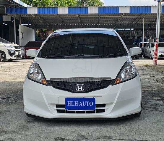 2013 Honda JAZZ 1.5 FACELIFT (A) Tip Top Condition - 4