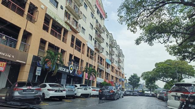 Ground Floor Shoplot Facing main road @ Cheras Business center 1