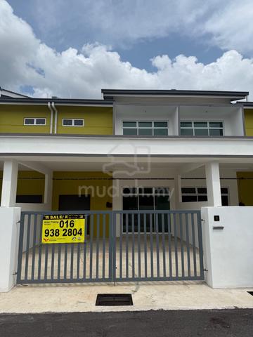 Cash rebate 10k Rumah 2 tingkat 22x87 freehold 1
