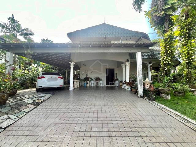 Non Bumi Lot | Freehold | Double Storey Bungalow Bangsar 1