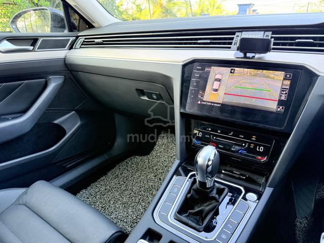 2022 Volkswagen PASSAT 2.0 R-LINE (A) - 5