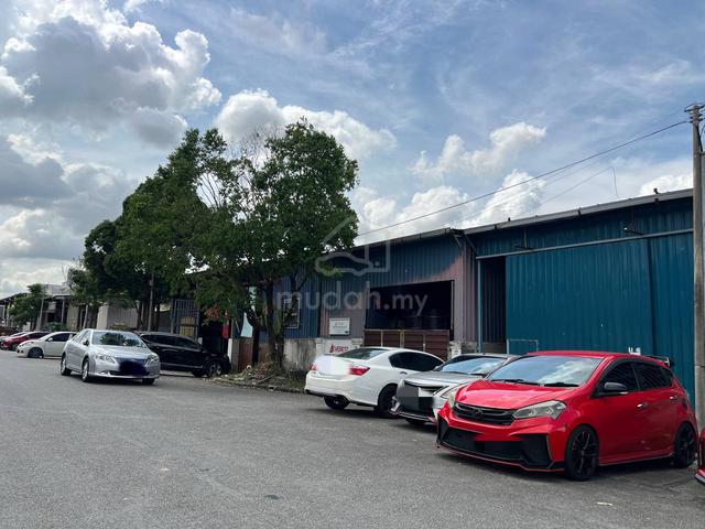Mount Austin Single Storey Link Factory for Sale 1