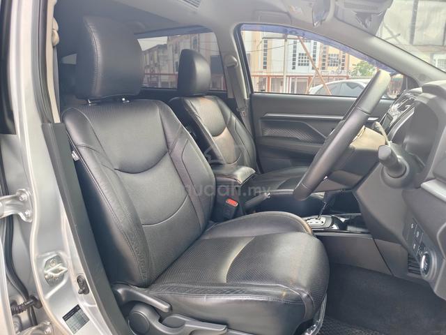 2022 Perodua Aruz 1.5 AV F/Service 5-YRS Warranty - 4