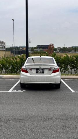 2013 Honda CIVIC 1.5 (HYBRID) (A) - 3