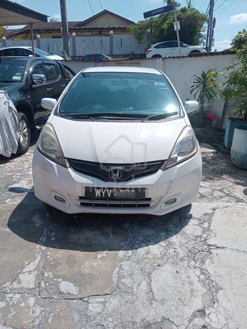 Honda Jazz 1.5(A) GE8 V-Tec Facelift 2013 - 1