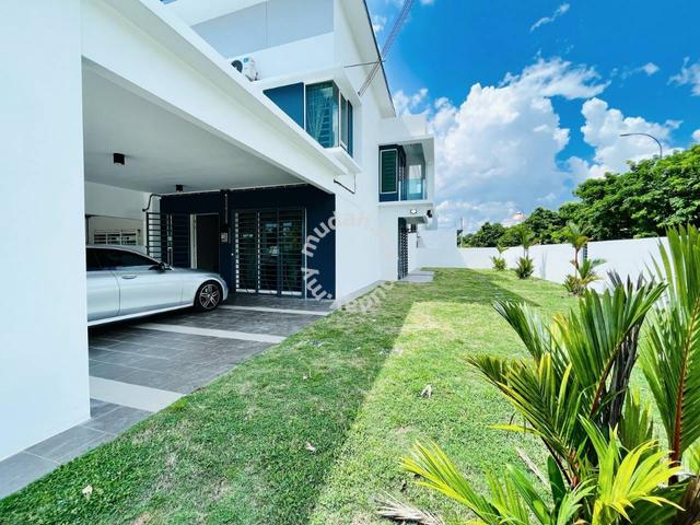 Owner Rugi Jual【Fully Furnished 46x75 Double Storey】Big Corner Nilai 1