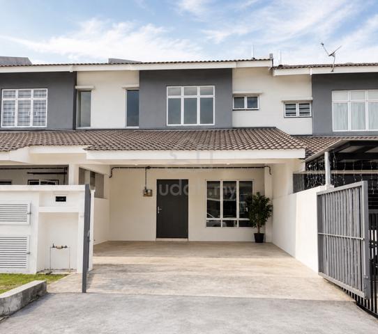 Owner | 2 Storey Terrace Mekary Iringan Bayu 1
