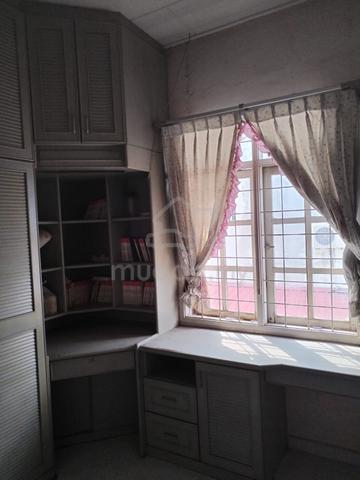 Double storey semi detached corner house at main road for sale 1