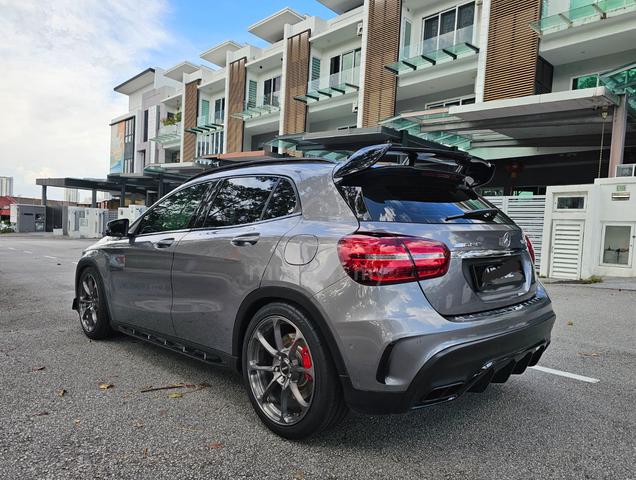2018 Mercedes Benz GLA45 2.0 AMG 4MATIC FACELIFT - 4