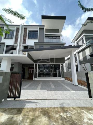 3 Storey Semi D House Brand new Winter Pavilion Taman Nusa Sentral 1