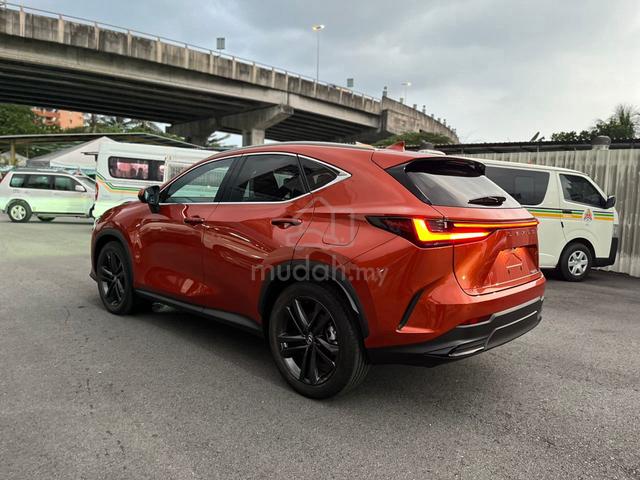 2023 Lexus NX250 2.5 LUXURY / 7k km / ORANGE & RED - 4