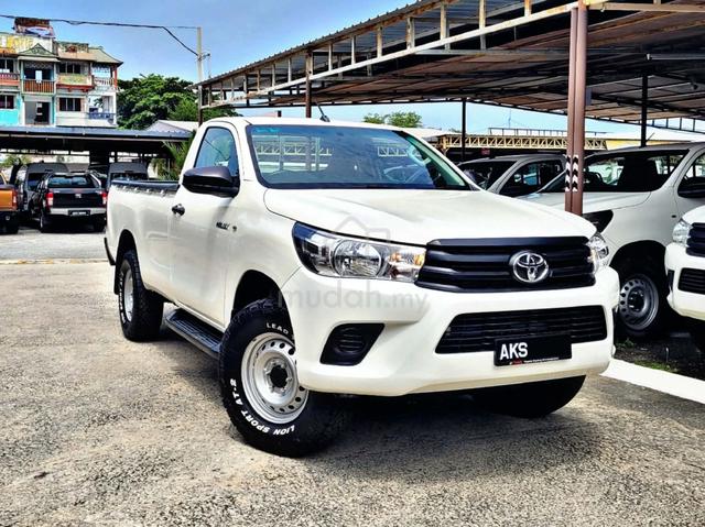 2017 Toyota HILUX 2.4 VNT SINGLE CAB NEW AT TYRES - 2