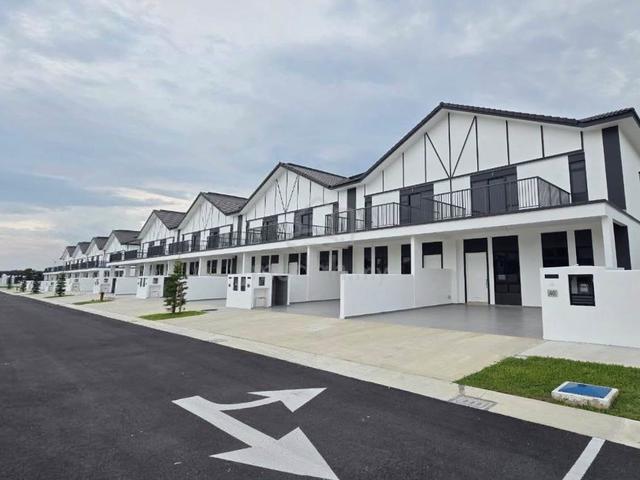 Eco Spring Double Storey Terrace House 4bed Johor Bahru 1