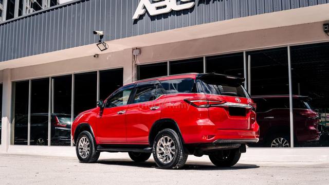 Toyota FORTUNER SRZ 2.7L F.LIFT 360CAM L.SEAT 2022 - 2