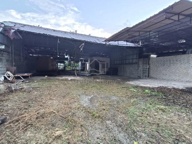 Warehouse at Jalan Lunas for Rent | Nr Econsave Padang Serai 1