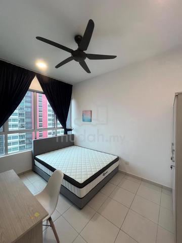 ZERO DEPOSIT Female Double Room The Zizz Damansara North 6mins MRT 1