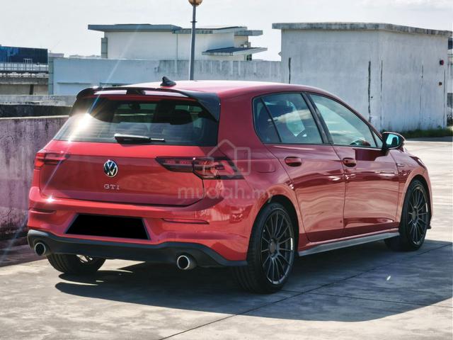 2023 Volkswagen Golf 2.0 GTI Mk8 (A) Full Service - 4