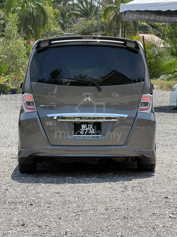 2010 Honda FREED 1.5 E (A) - 5