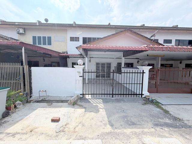 Jalan Rajawali, Taman Tanjung Gading Kesang, Tangkak, Double Terrace 1