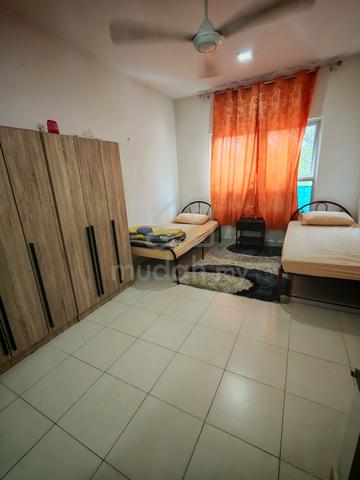 Master Bedroom Share 2 Lelaki April 2026 1