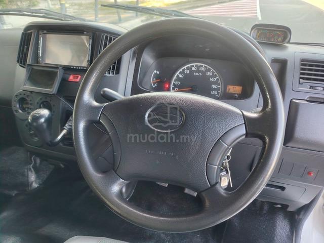 2017 Daihatsu GRAN MAX 1.5 (M) Box Van - 4